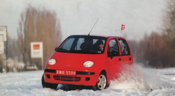 Pojemność baku Matiz: 35 litrów. Zasięg, rezerwa i praktyczne porady