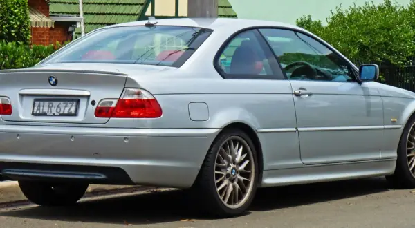 BMW E46 pojemność baku: 63 litry. Mity, fakty i problemy
