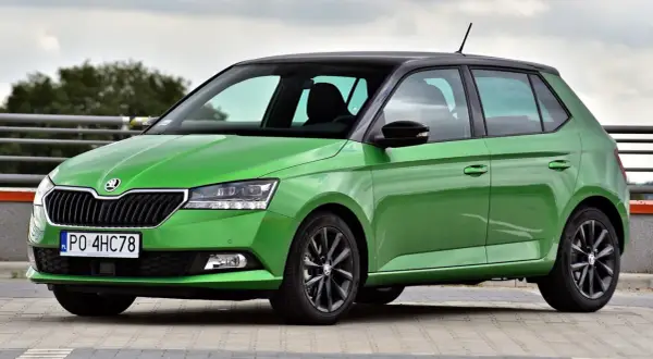 Skoda Fabia 2 pojemność baku: 45 litrów, zasięg, rezerwa