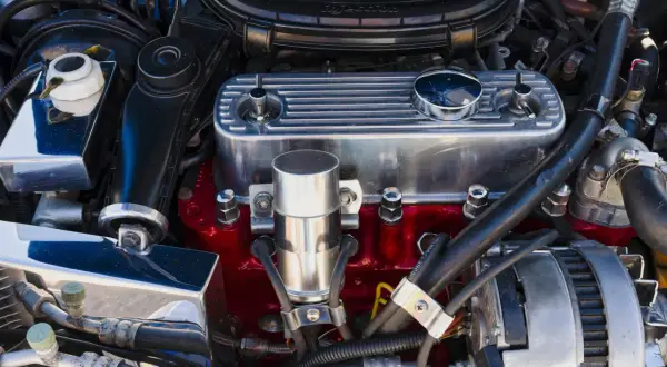 Napięcie alternatora: 13,8-14,5V? Sprawdź i uniknij awarii!